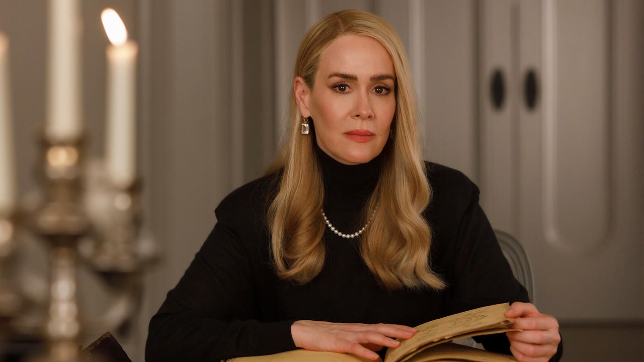 Sarah Paulson in American Horror Story: 13 (FX, via TV Guide).