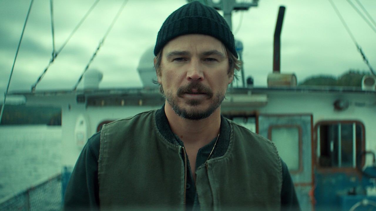 Below trailer puts Hartnett under Newfoundland water