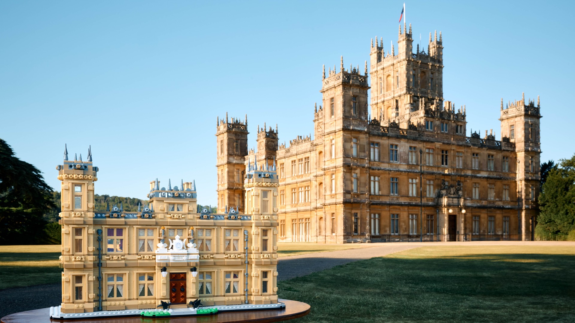 Answer the bell: Downton Abbey is 4,711 bricks of upstairs math
