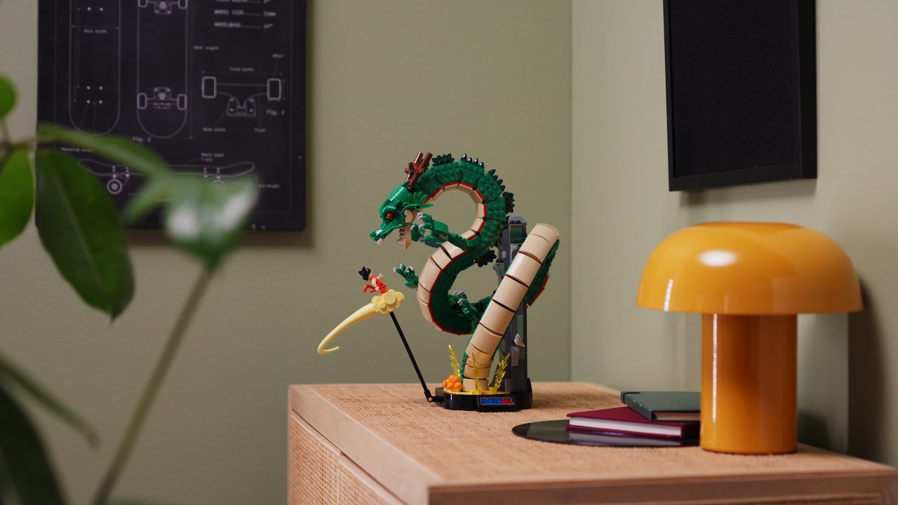 LEGO Dragon Ball puts Shenron on the Icons shelf